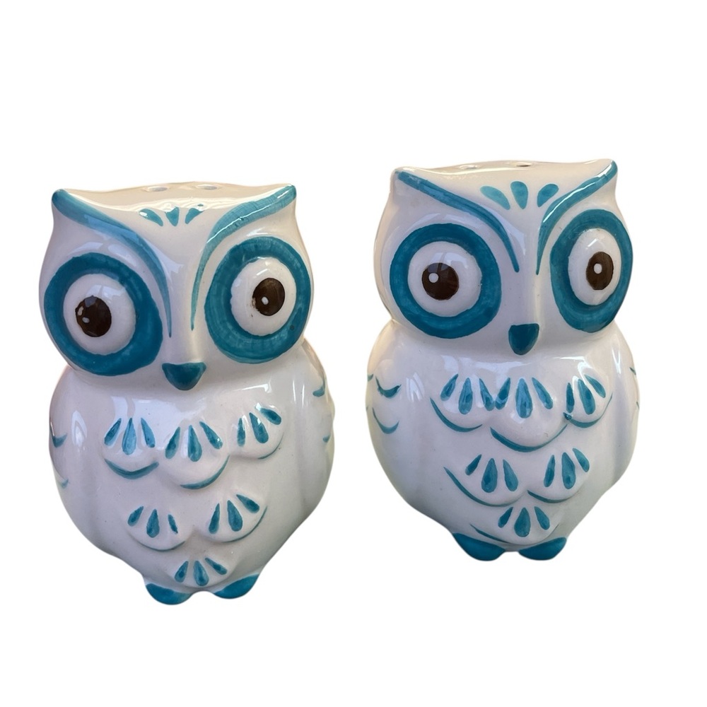 VINTAGE OWL SALT PEPPER SHAKERS TEAL & WHITE - Picture 2 of 7